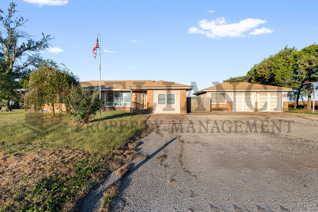 Building Photo - 4525 N 247th St W