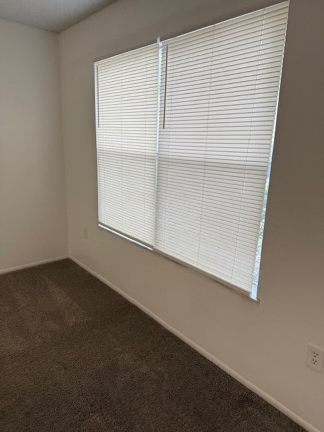 Photo - LANDING 2-BEDROOM CONDO Unit 956-101