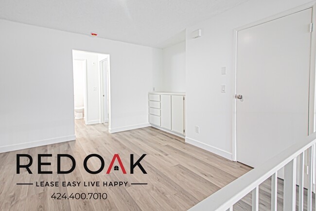 Photo - 8309 Cedros Ave Unidad 310