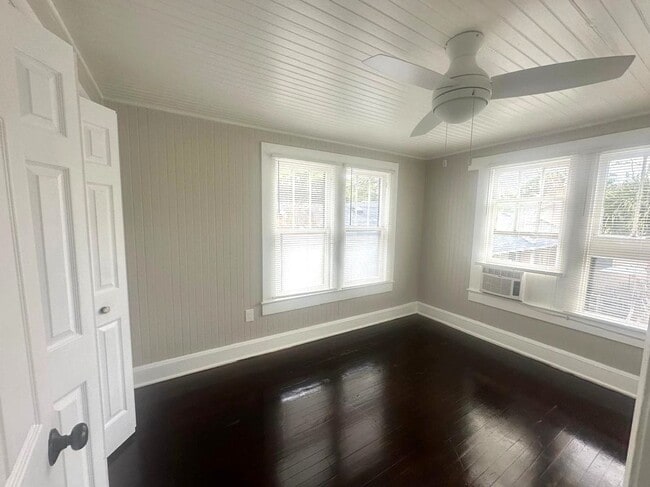 Photo - 136 N 15th St