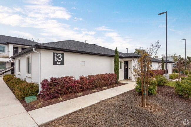 Building - B Street Apartments