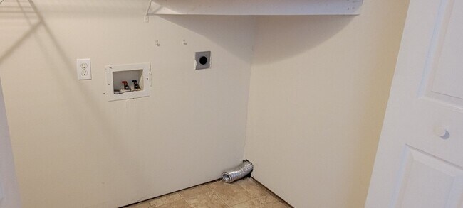 Photo - 2409-2413 Allison Ave Unidad 2409 Allison Ave