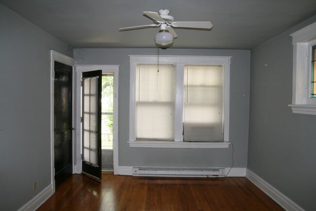 5906 Arendes Dr Unit A / 2FL