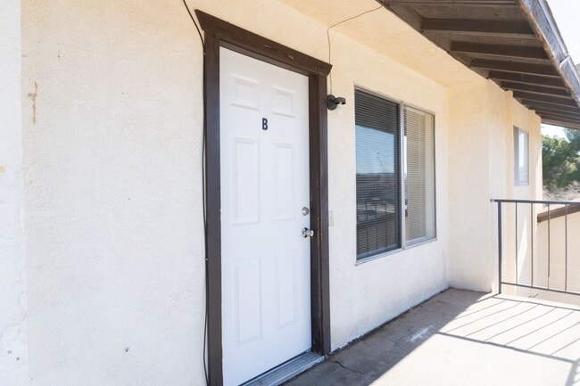 Photo - 825 Capehart Ct Unit 825 Capehart Ct #B