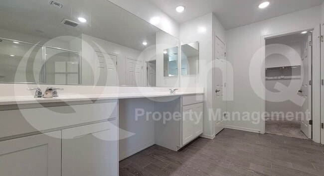 Photo - 10838 W Marguerite Ave