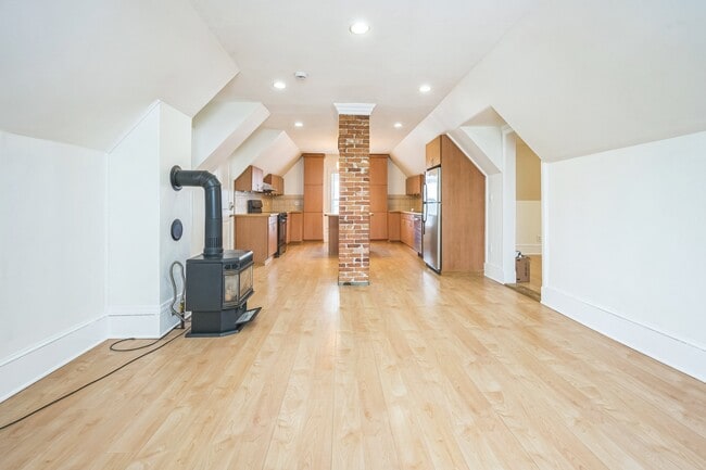 Photo - 91 Walnut St