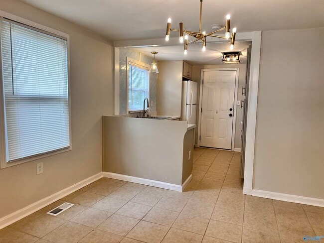 Photo - 1508 Mckinley Ave NE