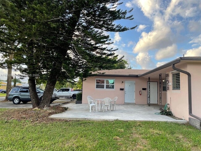 Photo - 1850 N 27th Ave Unit A