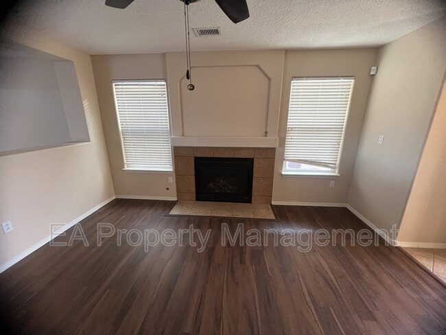 Photo - 3644 Clear Creek Rd