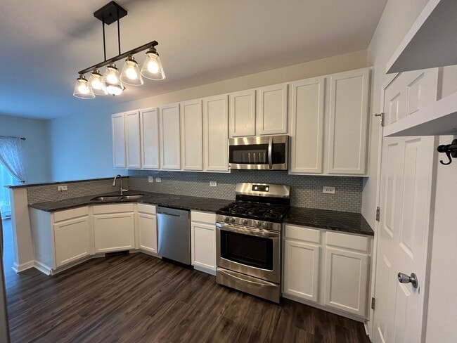 2254 Gallant Fox Cir