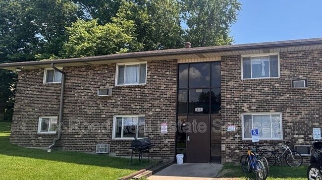Building Photo - 420 Bellbrook Ave Rental