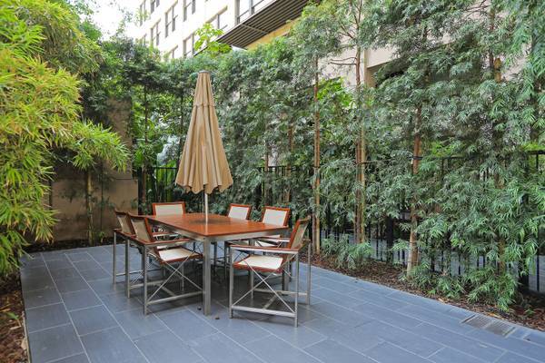 Photo - 460 S Spring St Unidad 1207