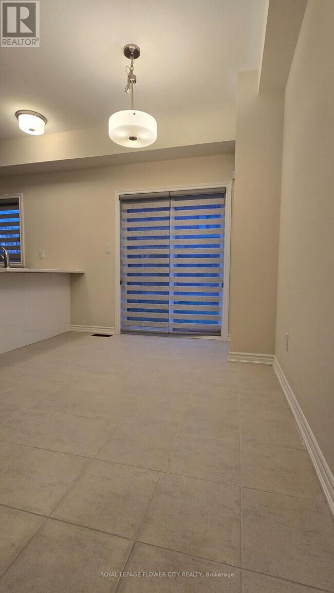 Photo - 620 Colborne St W