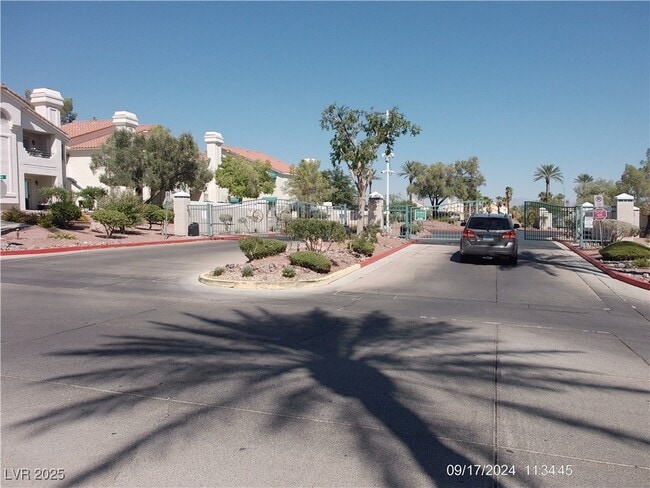 Photo - 7904 Fossil Creek Ln Unidad 101