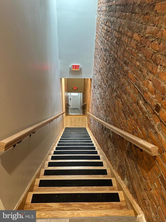 Photo - 6035 Germantown Ave Unit 2R