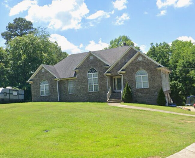 785 Mountain Trail House House Rental in Warrior, AL