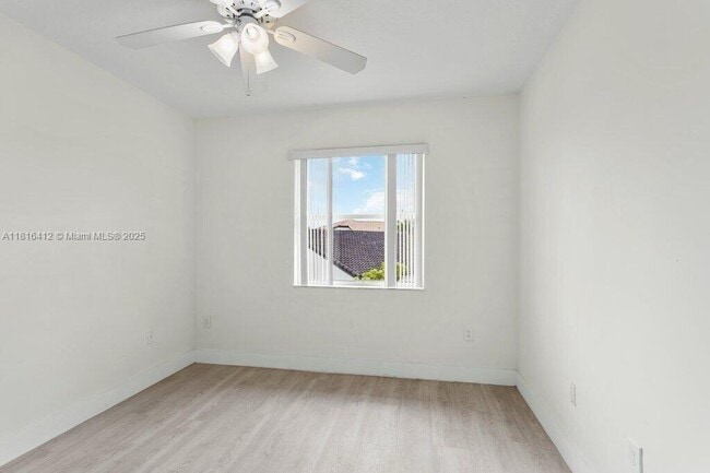 Photo - 5090 SW 136th Ave