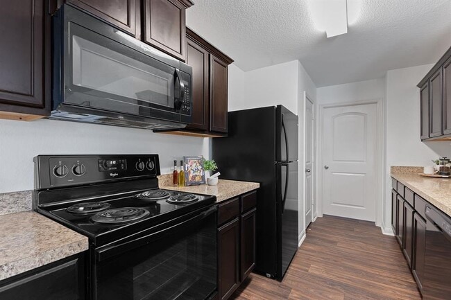 Photo - 1525 Breanna Ln
