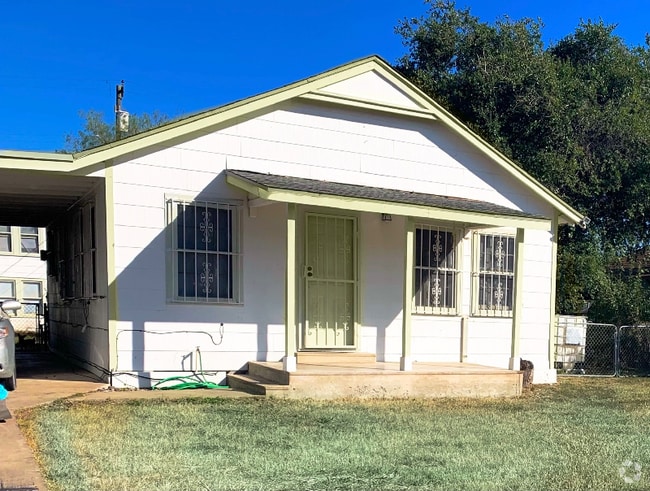 Building Photo - 614 W Lee Ave Rental