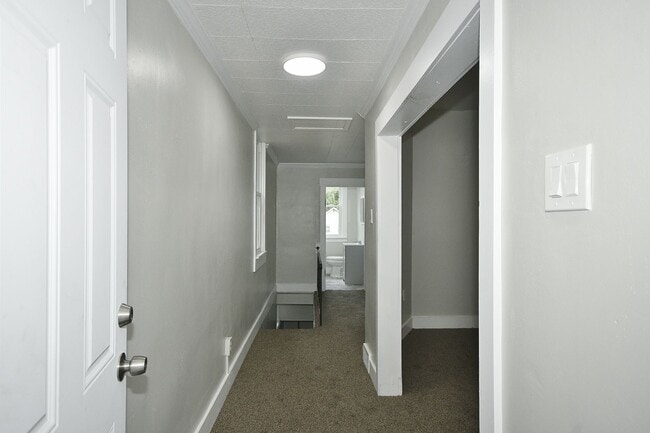 303 N Holland Ave