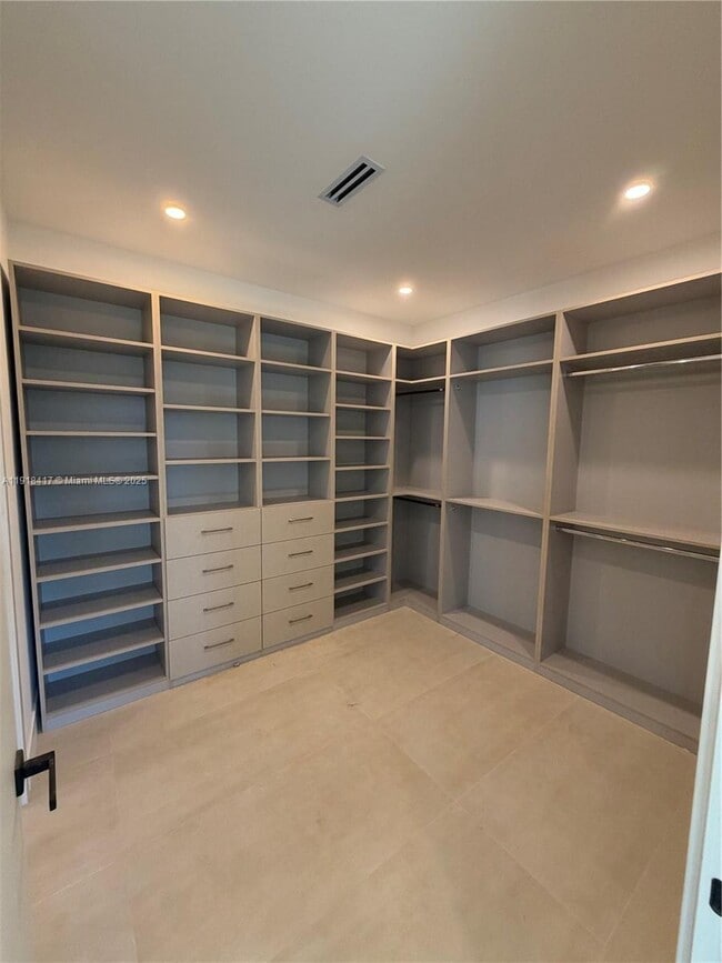 Photo - 1337 NE 13th Ave