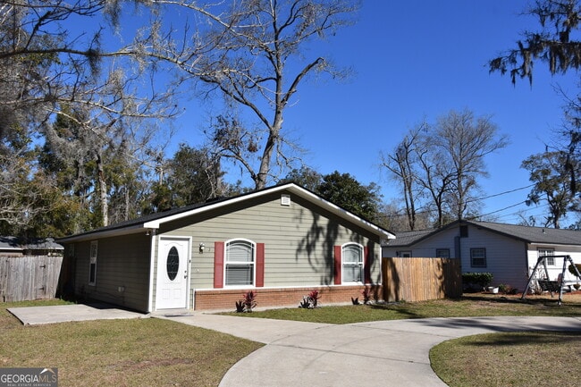 Photo - 208 Gunter St
