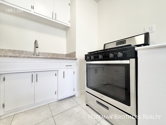 Photo - 1276 S Ridgeley Dr Unit 2