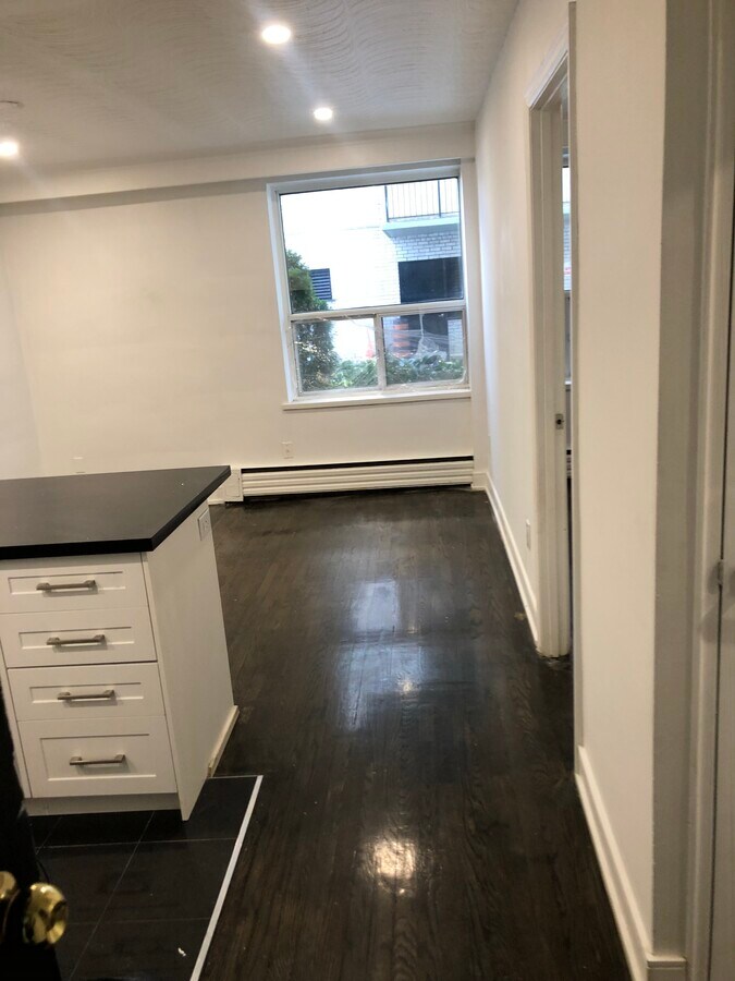 Photo - New Shoreline 1 Bedroom rental with Gleami... Unit 01