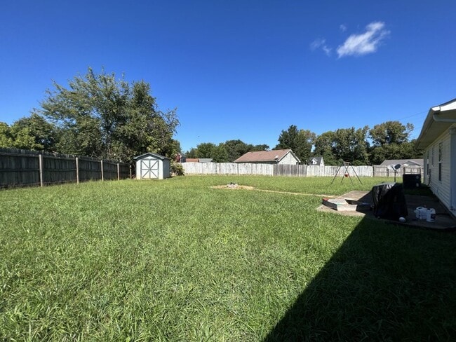 959 Van Buren Ave