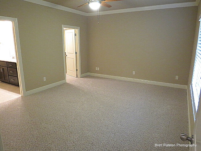 Photo - 6615 W Valley View Rd