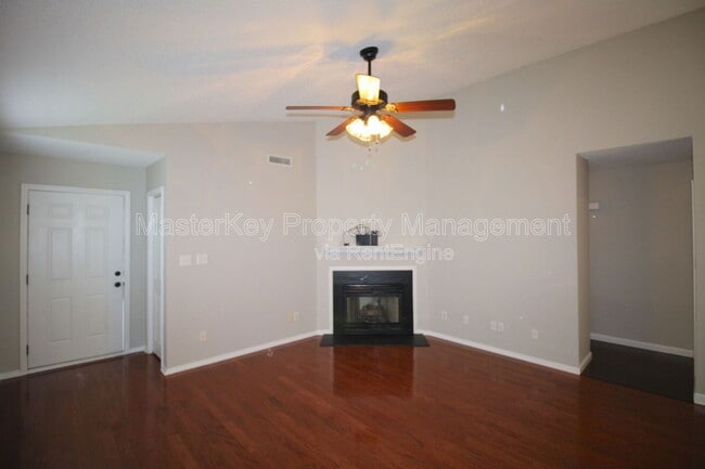 Photo - 132 Evening Star Dr