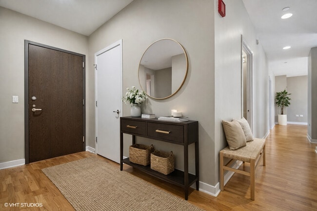 Photo - 737 W Washington Blvd Unit 2308