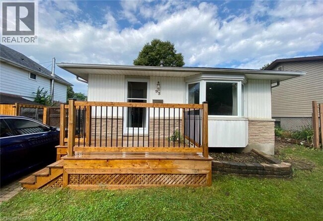 Photo - 93 Glenroy Rd