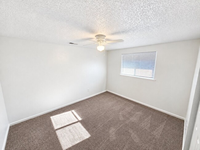 8101-8195 W 9th Ave Unit 8195