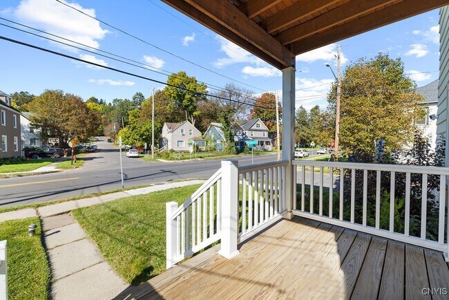 Photo - 403 Valley Dr