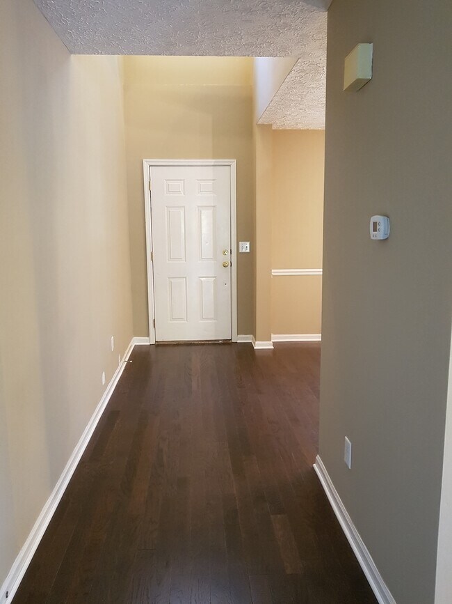 3Bed/2.5Bath Cottage in Franklin Green! House House Rental in