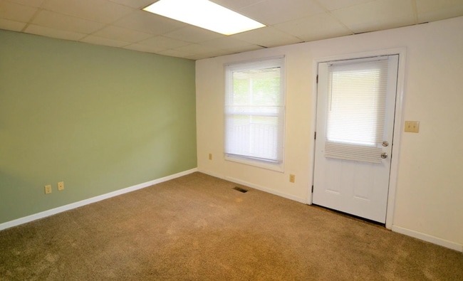 Photo - Bungalow Near Downtown Bloomington – *6 mo...