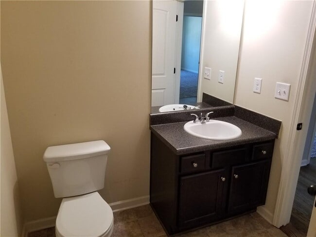 Photo - 609 Oakside Pl