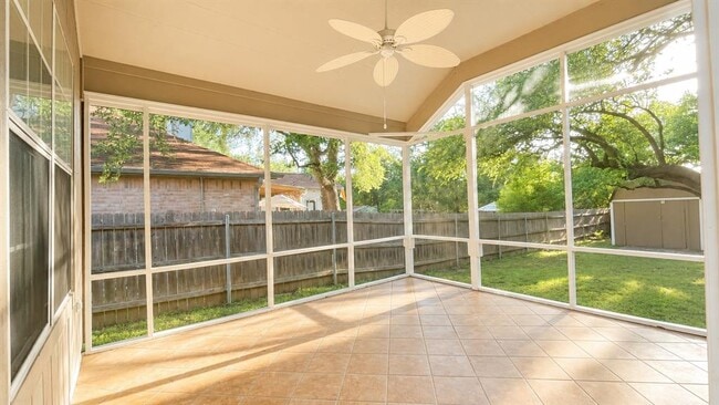 Photo - 306 N Mt Rushmore Dr