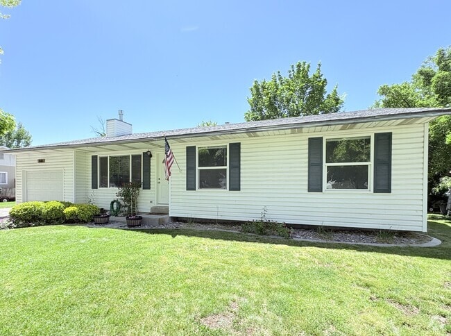 Building Photo - 1616 S 400 W St Rental