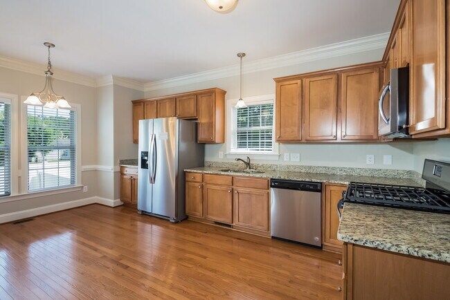 Photo - 2014 Watsonia Dr