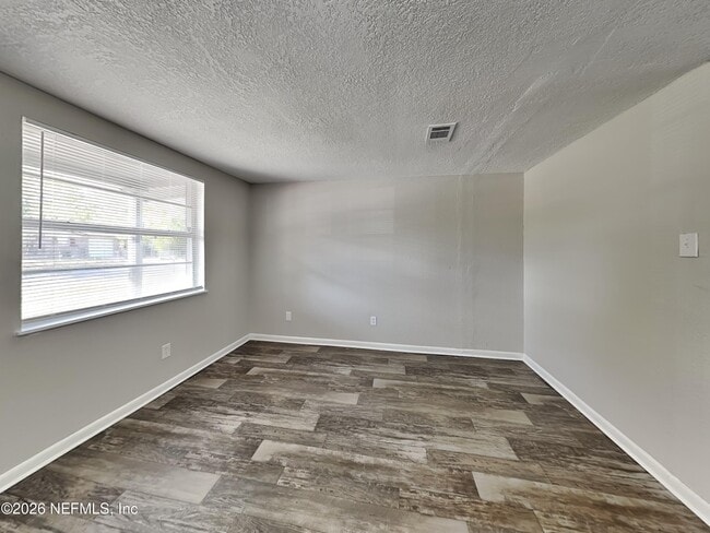 Photo - 7627 MCCOWAN Dr