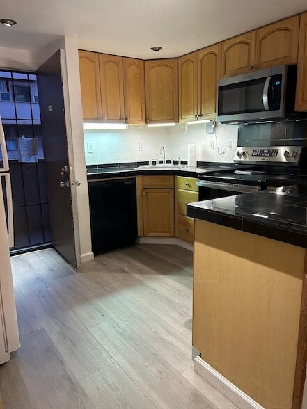 Photo - 3676 Lower Honoapiilani Rd Unit F203