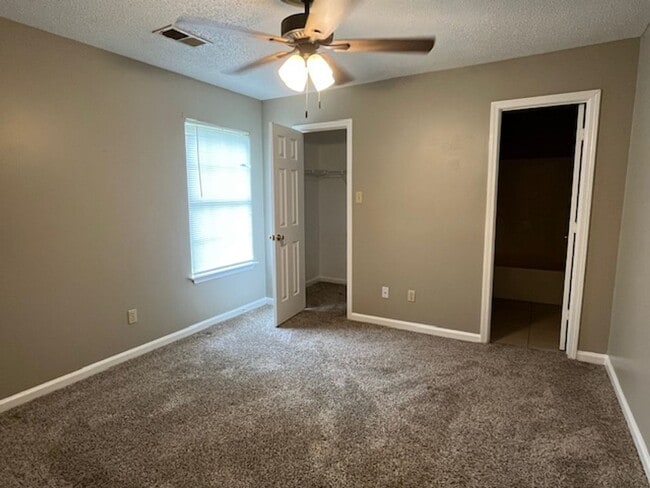 Photo - Renovated 2 Bedroom 2 Bath Home for Rent!