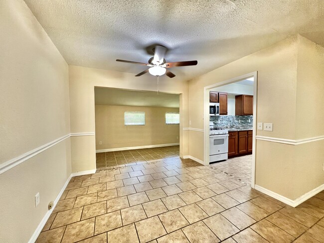 Photo - 1120 NE 24th Terrace