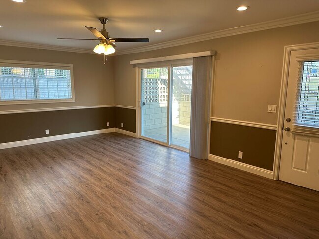 Photo - 32 Esperanza Ave