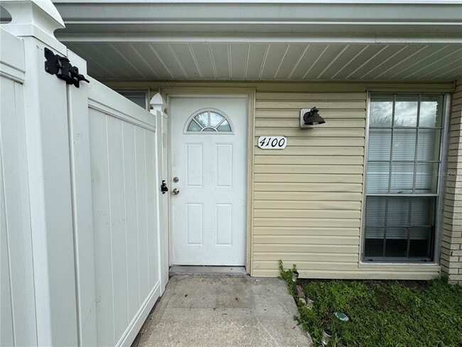 Building Photo - 4100 Pinebark Ave Unit 1