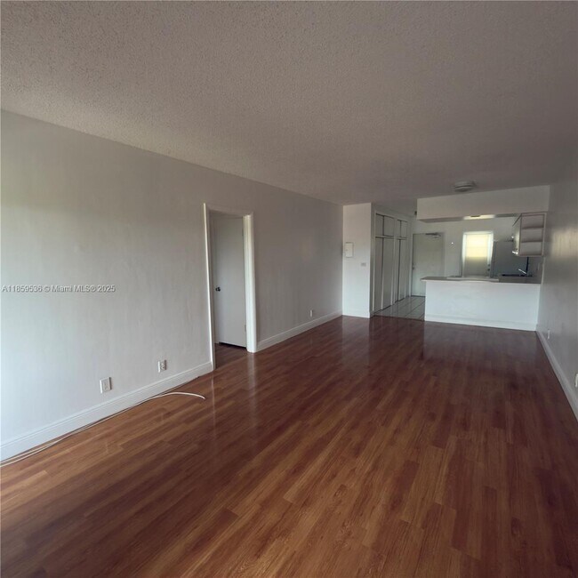 Building Photo - 6580 Santona St Unit A-40