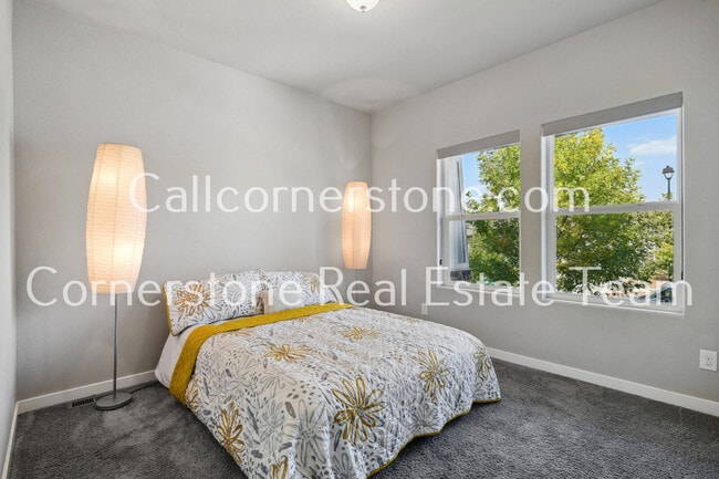 Photo - 1632 Derbyshire St