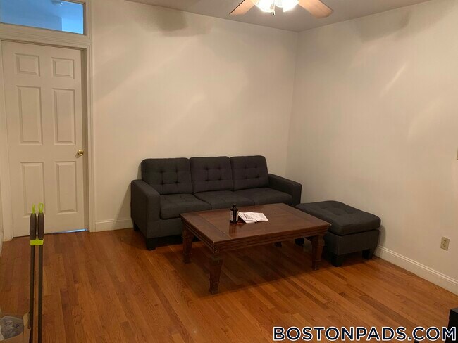 Photo - 27 Egremont Rd Unit 2